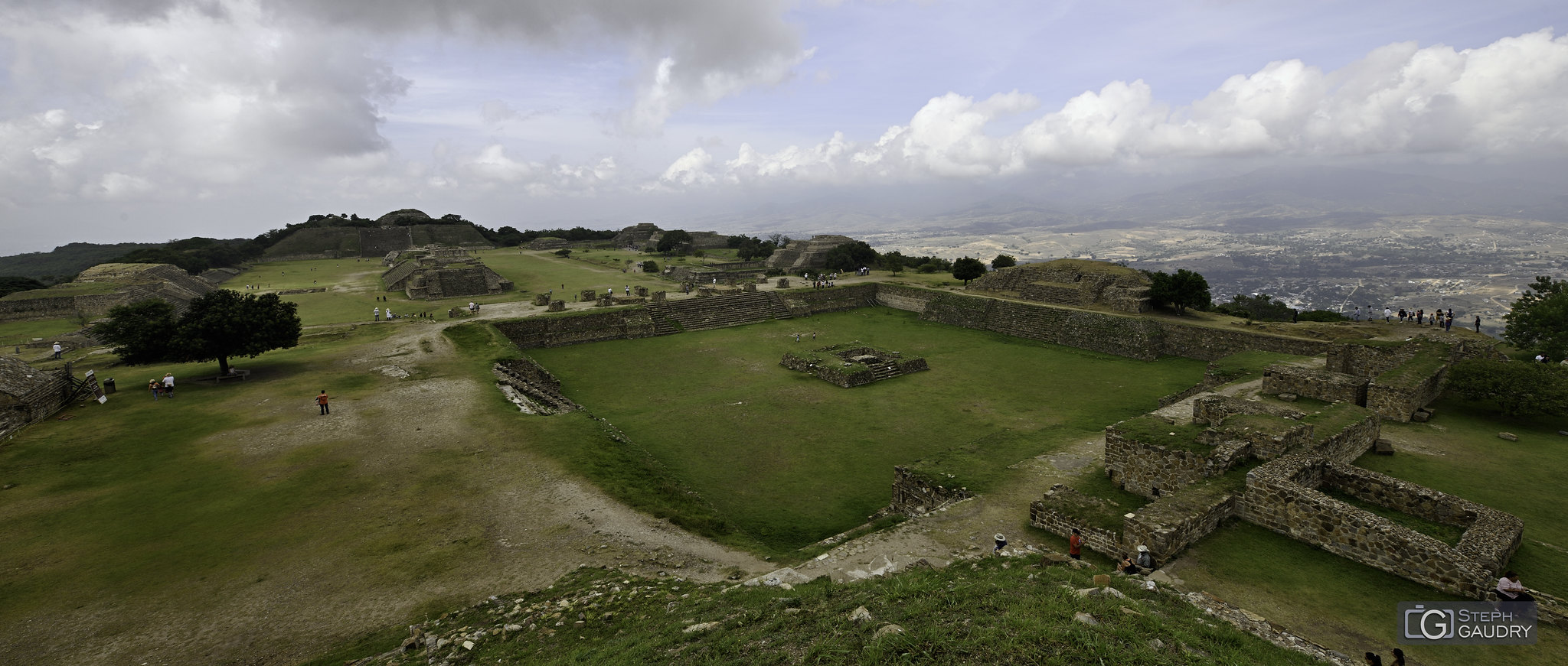 Zone archéologique de Monte Albán (MEX) [Klik om de diavoorstelling te starten]