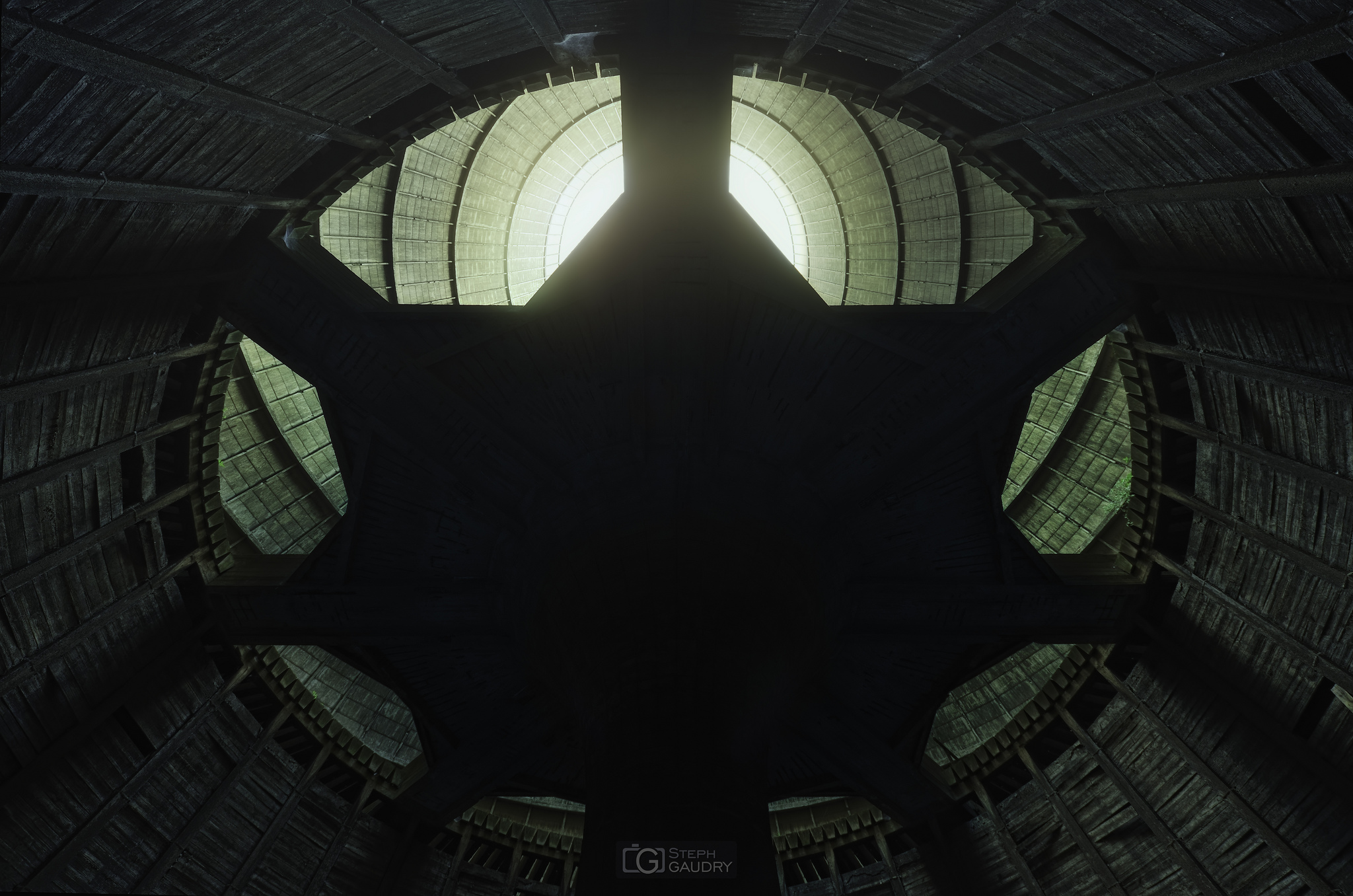 Architecture et graphisme / Inside the Death Star (full circle)