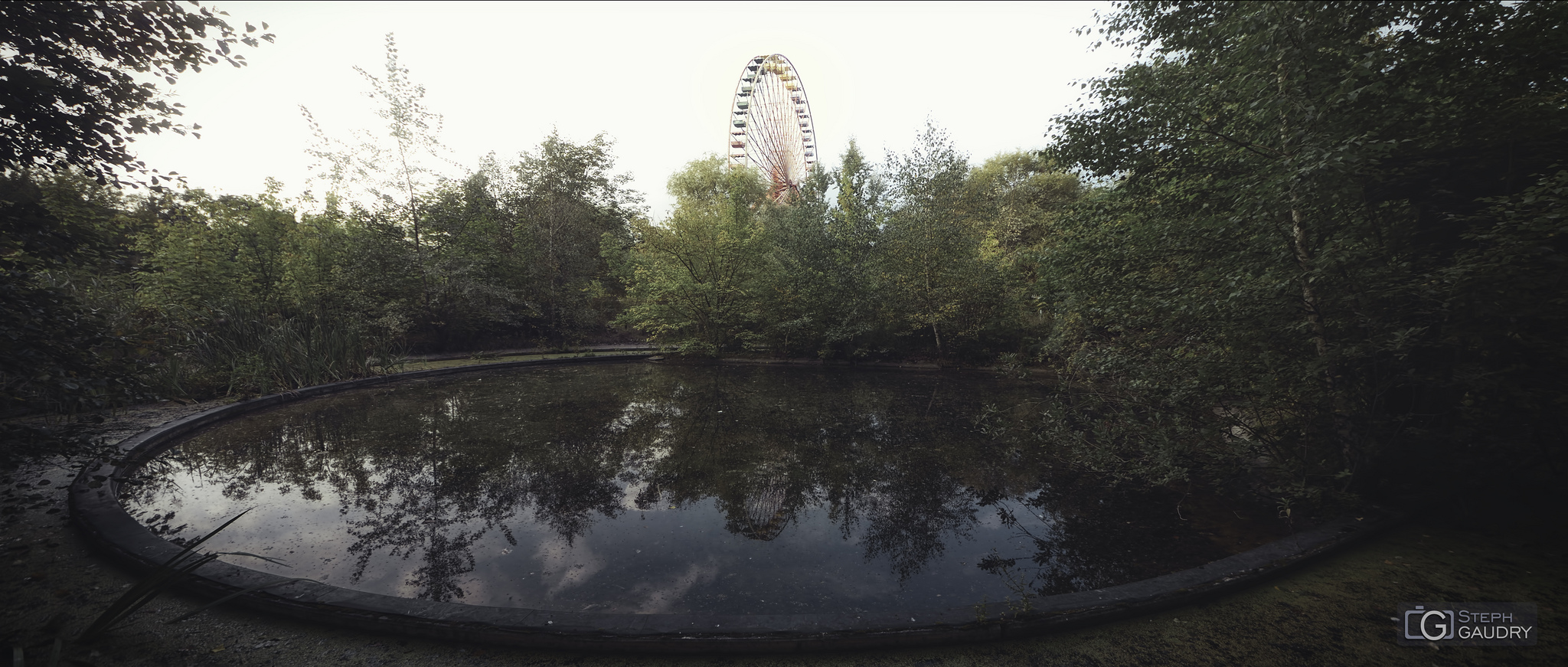 La grande roue de Spree Park [Click to start slideshow]