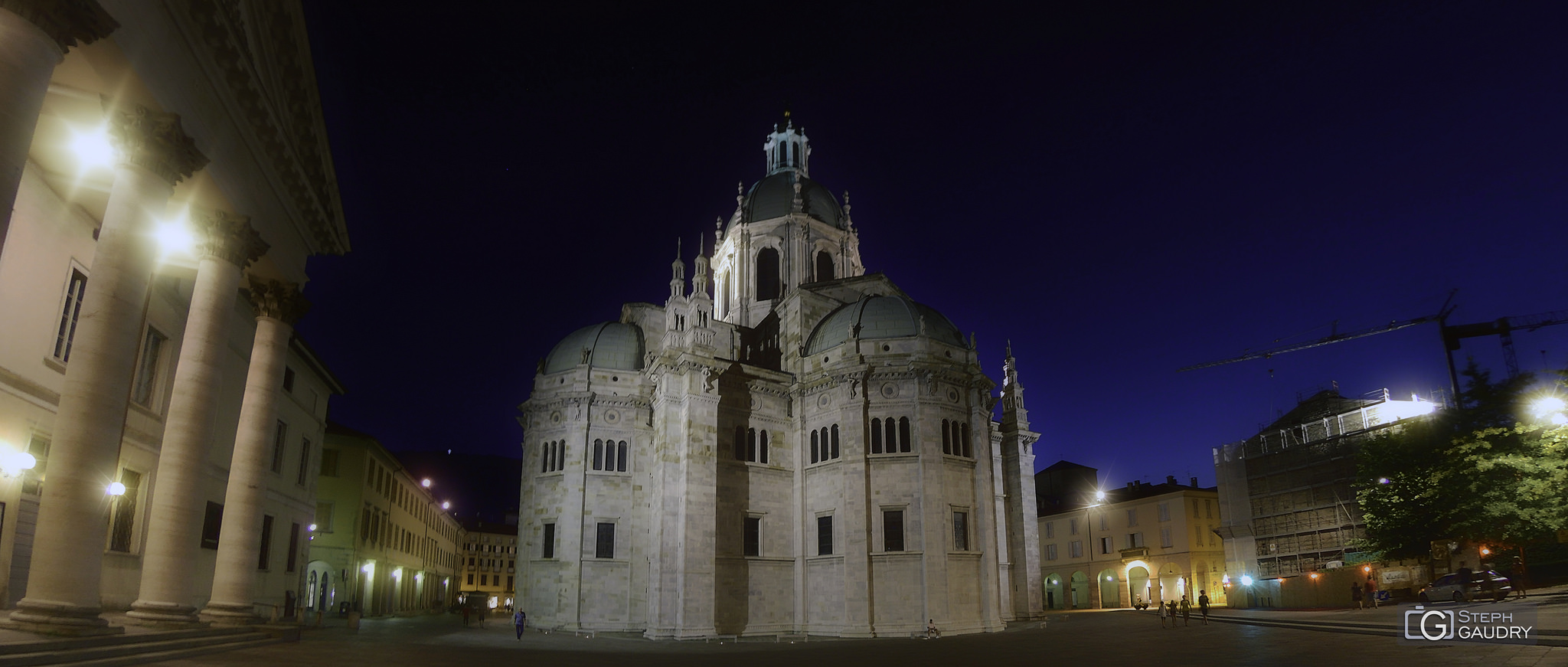 Duomo di Como - 2017_08_02_214122 [Klik om de diavoorstelling te starten]