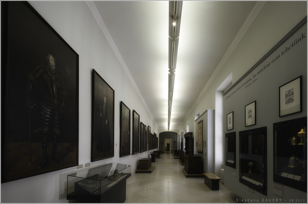 Hungarian National Museum, permanent exhibitions 3 [Cliquez pour lancer le diaporama]
