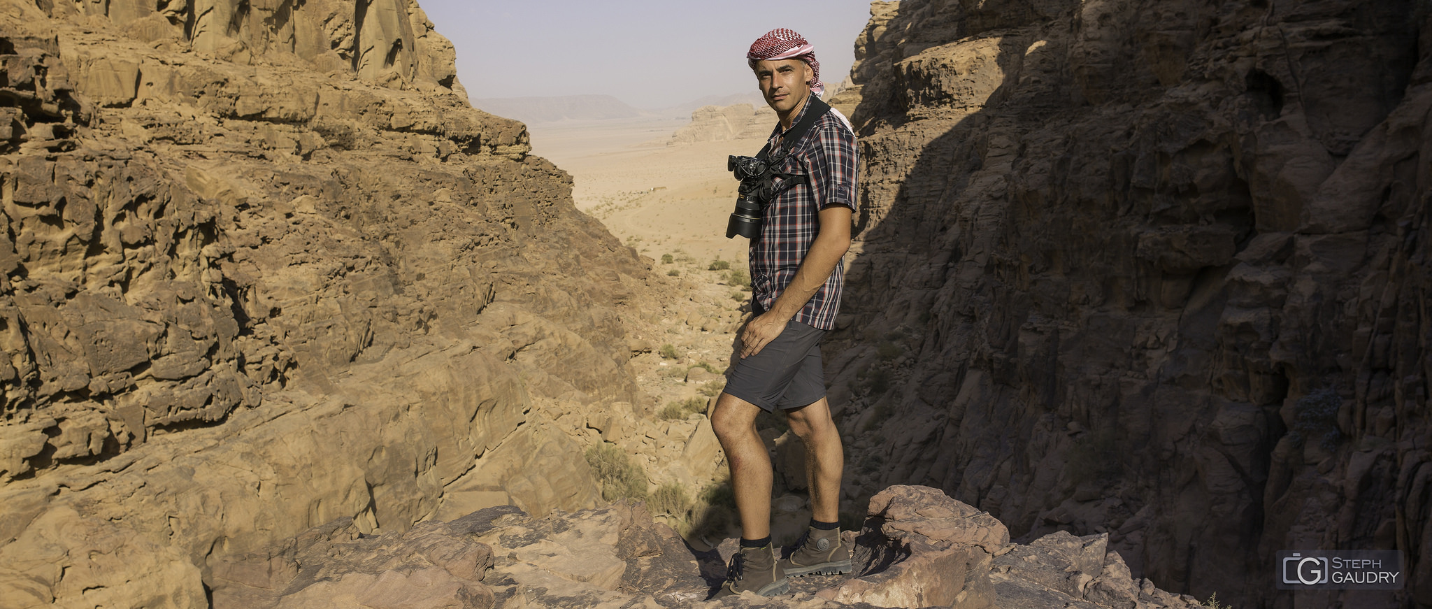 Rando dans les montagnes du Wadi-Rum [Klik om de diavoorstelling te starten]