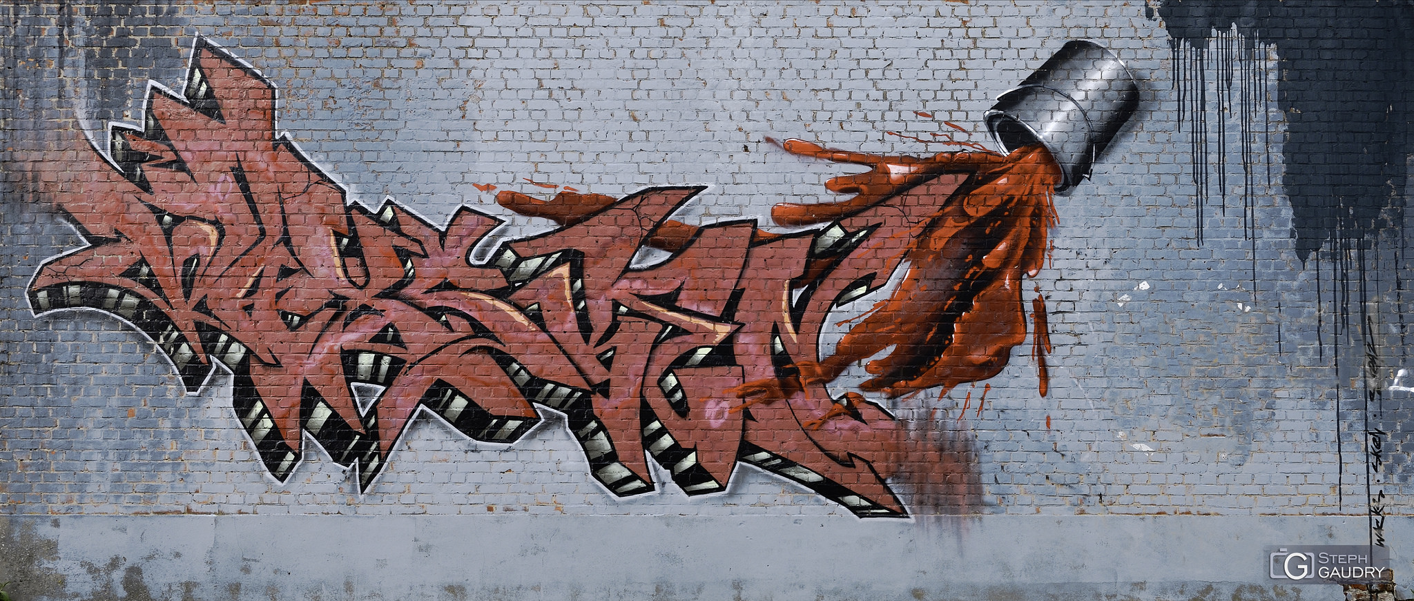 Doel, Red painting [Klicken Sie hier, um die Diashow zu starten]