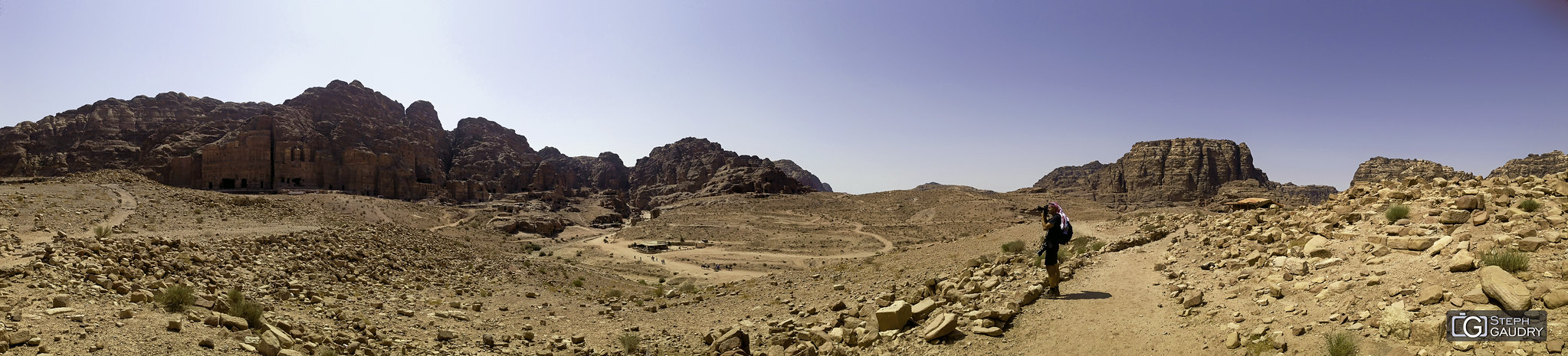 Les tombes royales de Petra - panorama gsm [Klik om de diavoorstelling te starten]