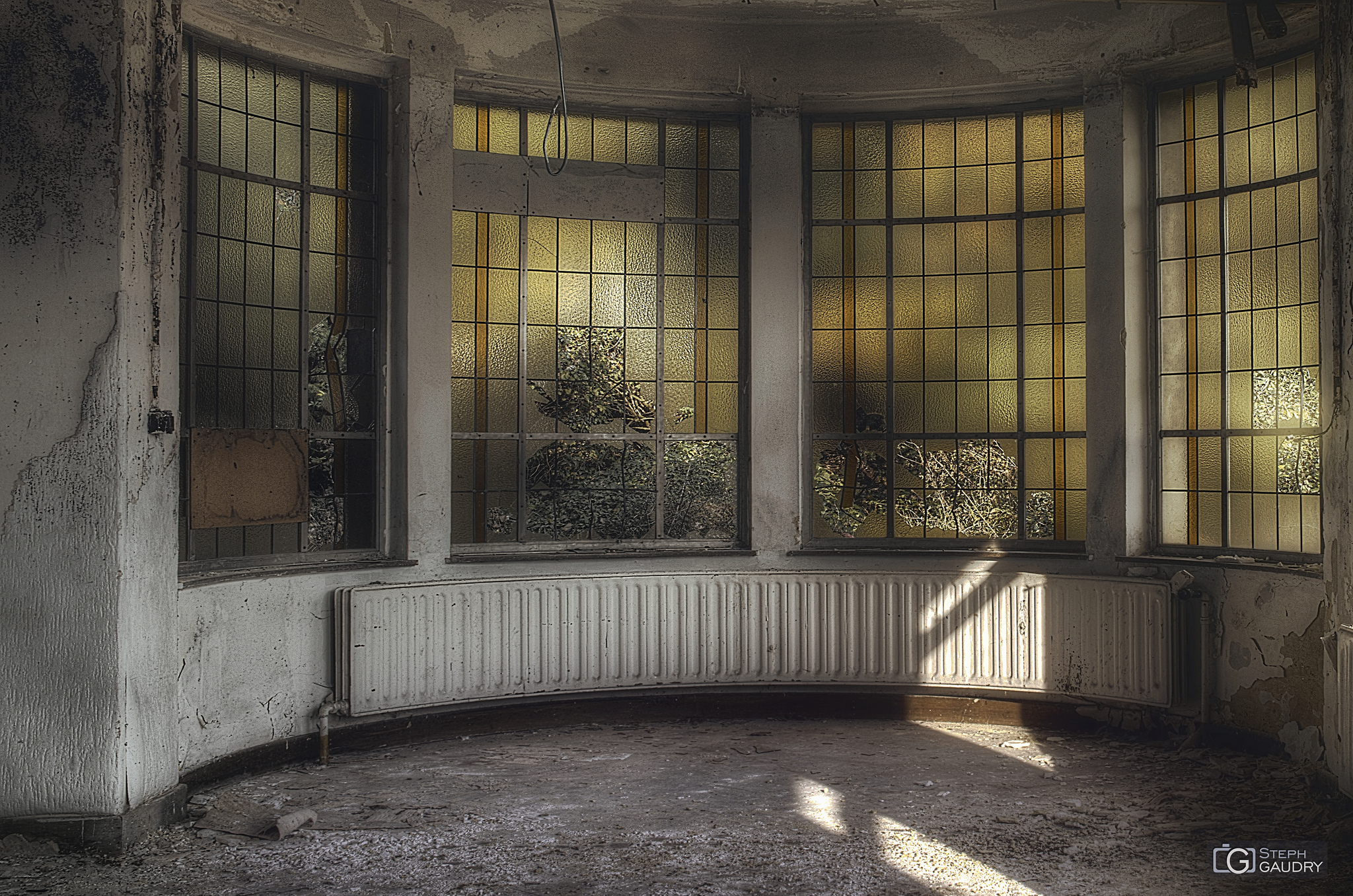 Sanatorium D. La rotonde ouest [Click to start slideshow]