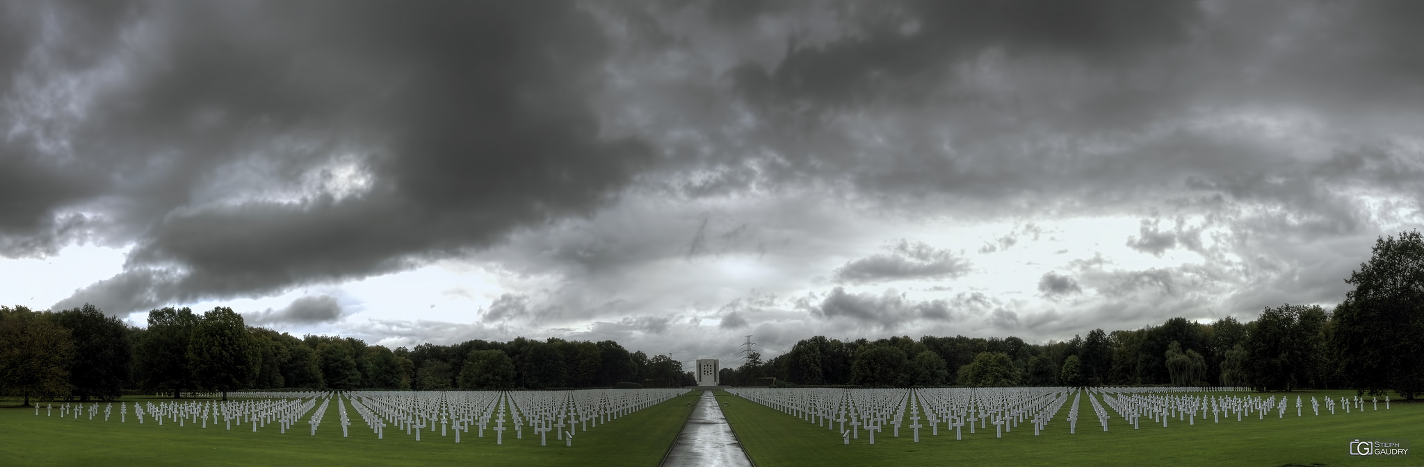 Ardennes American Cemetery and Memorial [Klik om de diavoorstelling te starten]
