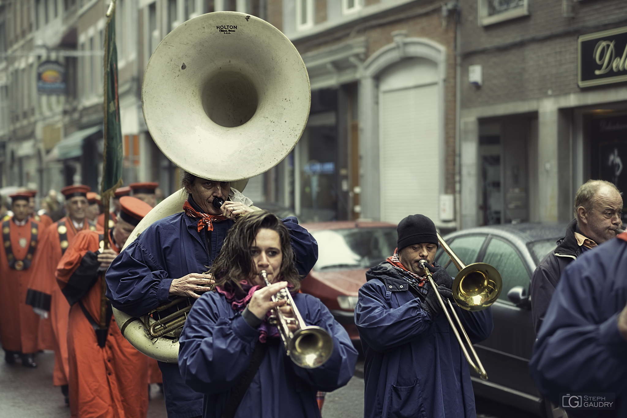 Fanfare en Feronstrée [Klik om de diavoorstelling te starten]