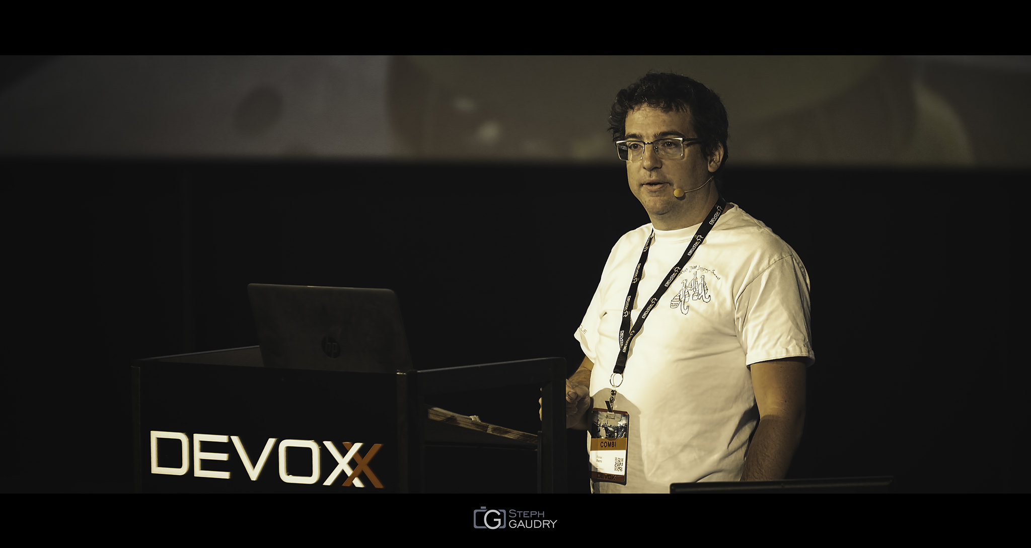 Remi Forax @ Devoxx2015 - Design Pattern Reloaded [Click to start slideshow]