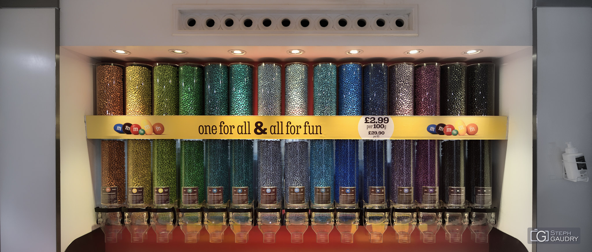 M&M's one for all & all for fun [Klicken Sie hier, um die Diashow zu starten]
