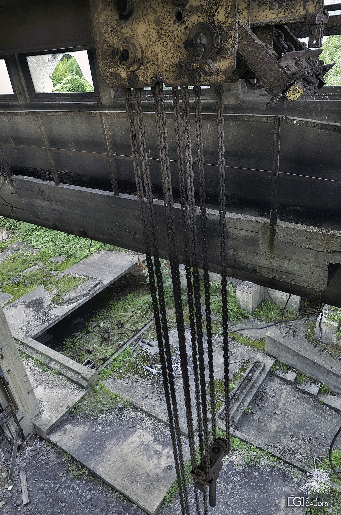 Shaft 3 - Crane and chains