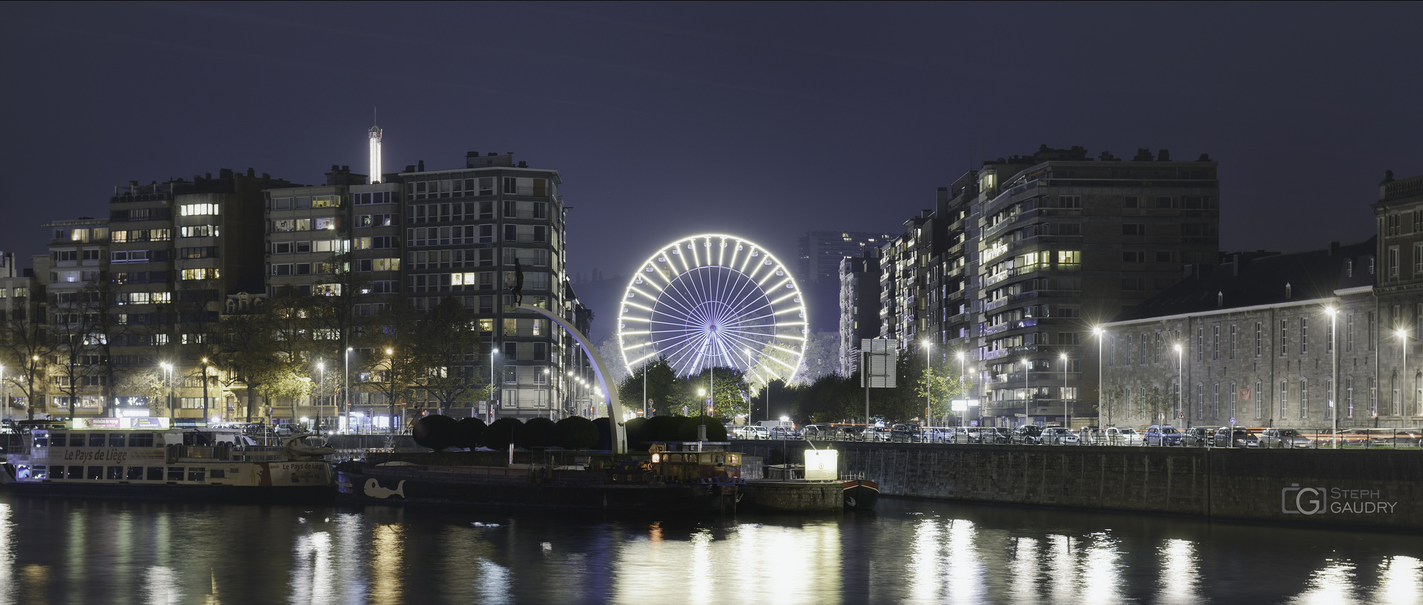 La grande roue de la foire à Liège