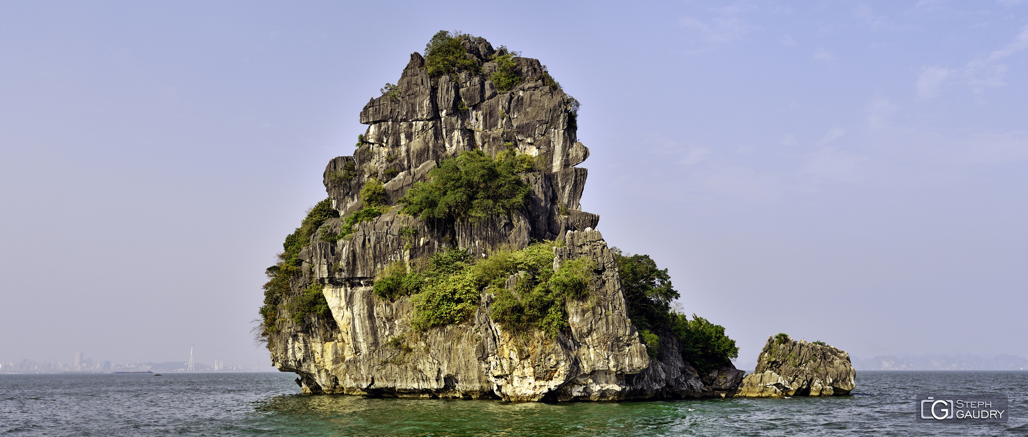 Baie d'Ha Long - 2018_04_18_153203 [Click to start slideshow]