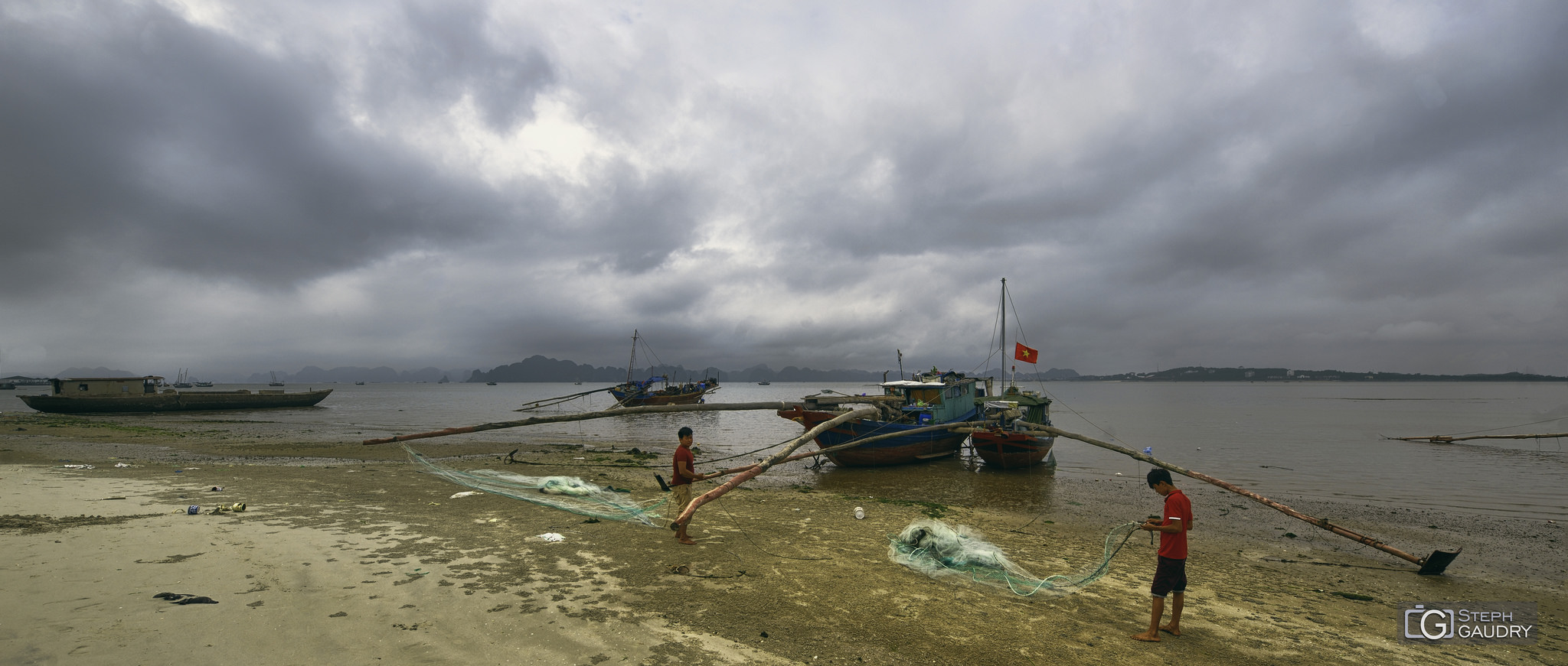 Ha Long Bay 2018_04_19_093230 [Klik om de diavoorstelling te starten]