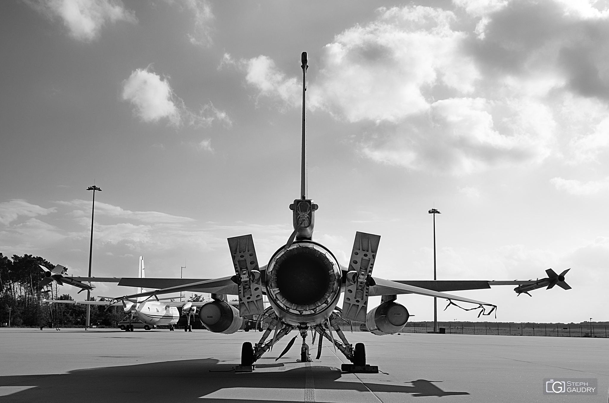 EHEH Airport / Lockheed Martin F-16AM/BM Fighting Falcon - tubofan view