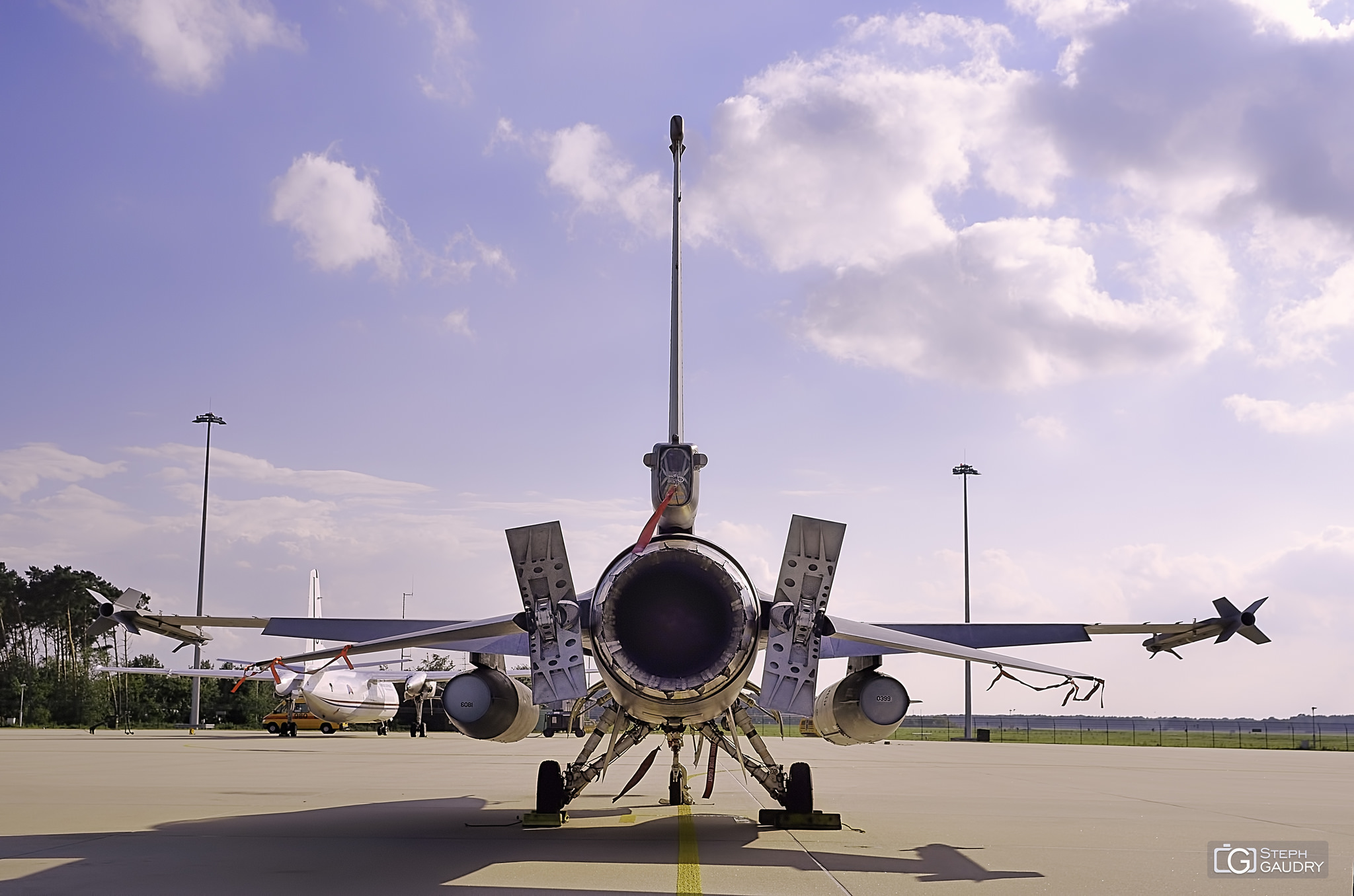 Lockheed Martin F-16AM/BM Fighting Falcon - tubofan view - sunset [Click to start slideshow]