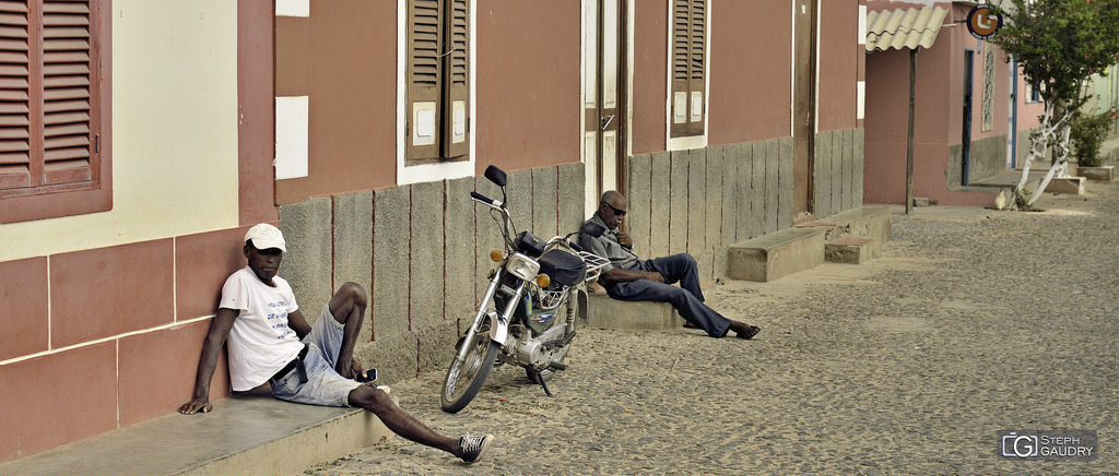 Cliquez sur la photo pour afficher le diaporama en meilleure qualité - Photo sans description -