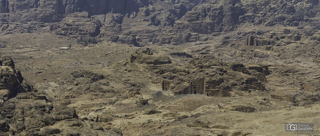 Chaque morceau de rocher est sculpté à Petra...