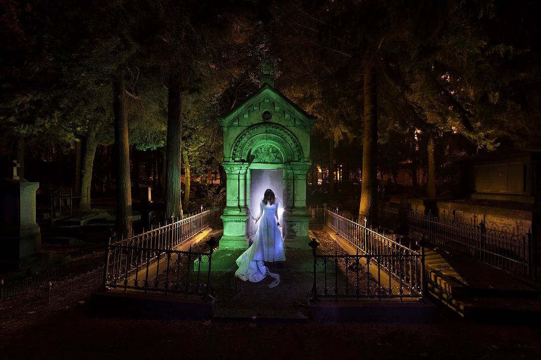 Light painting cimetière