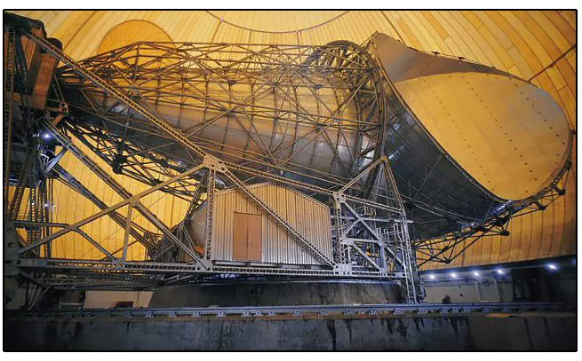 Photo de l'antenne cornet de Pleumeur-Bodou