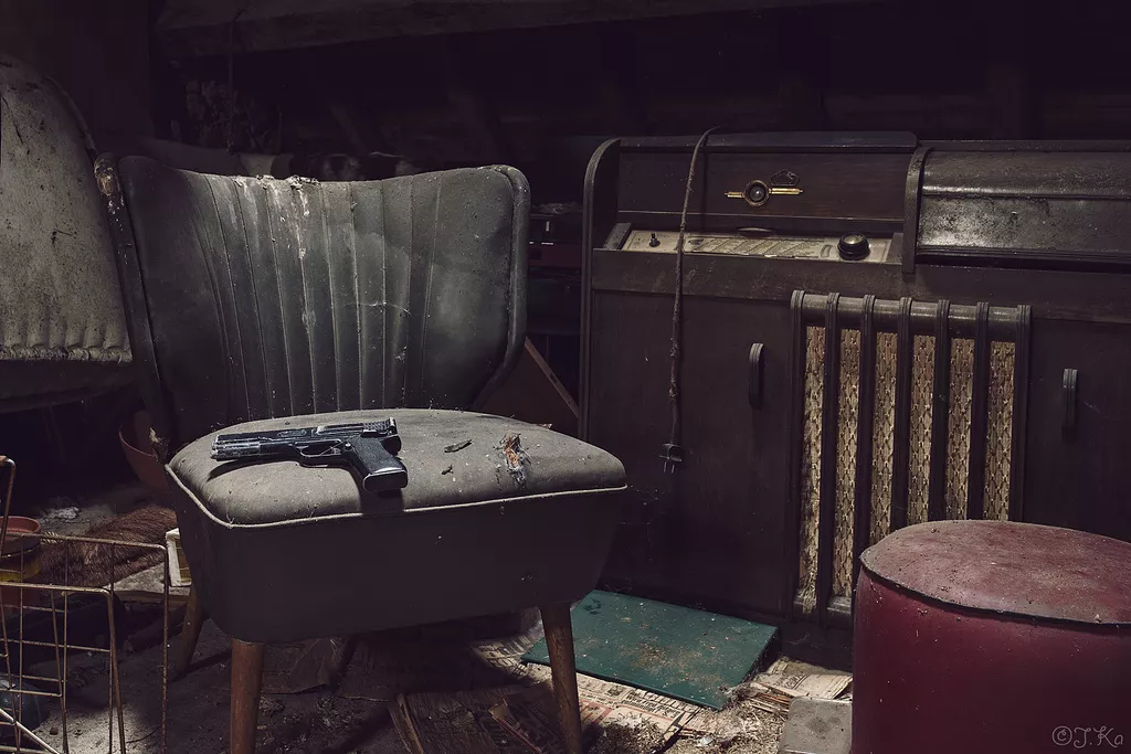 Suicide - ©Juilia Kamp