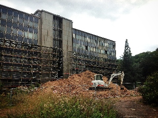 val-benoit-Centre-de-Recherches-Métallurgique-désamiantage